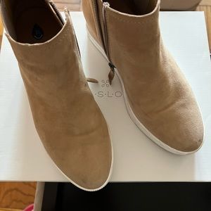 Caslon slip on sneakers